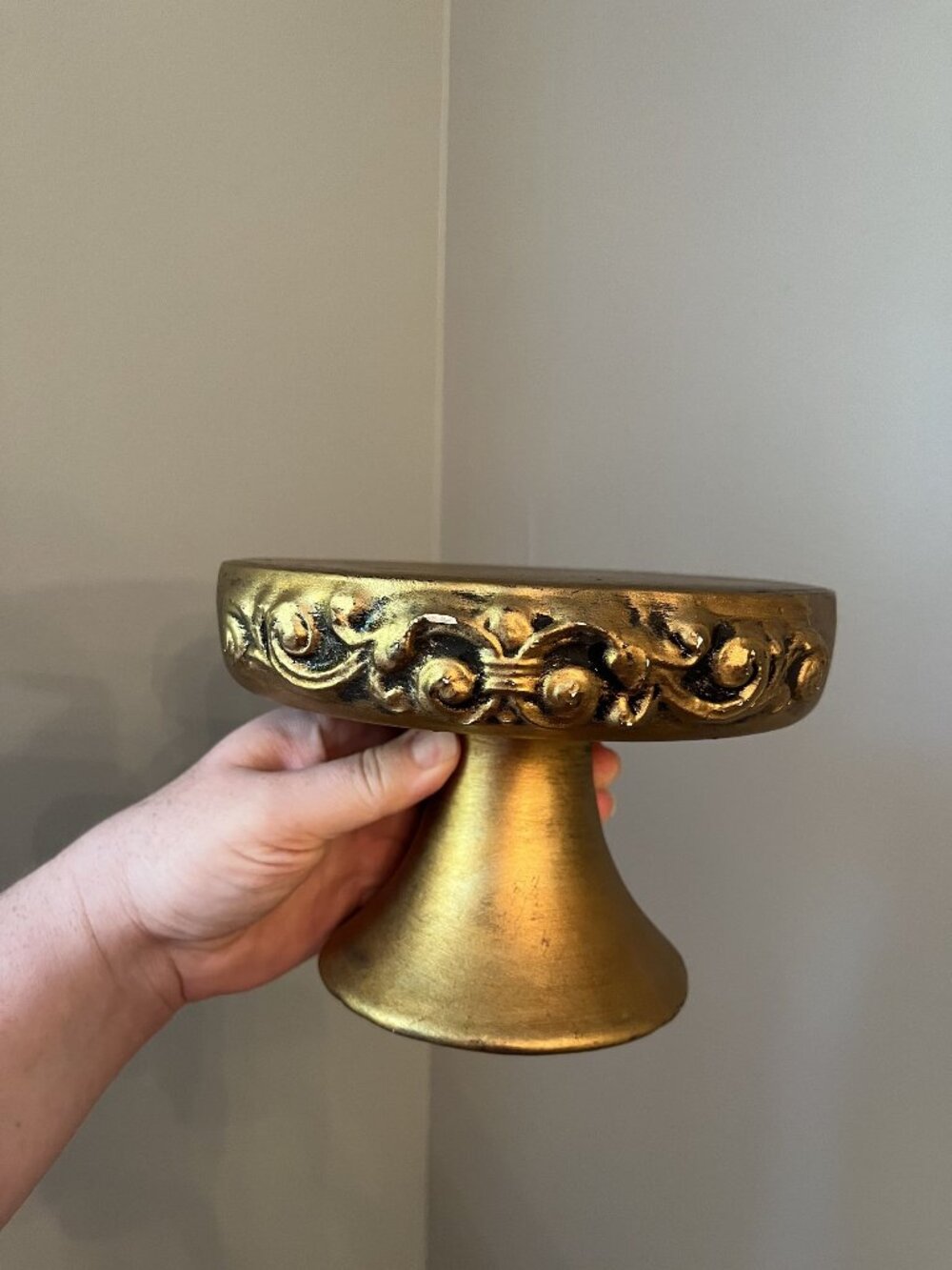 Vintage Hollywood Regency Golden Pedestal Plate Ceramic Riser